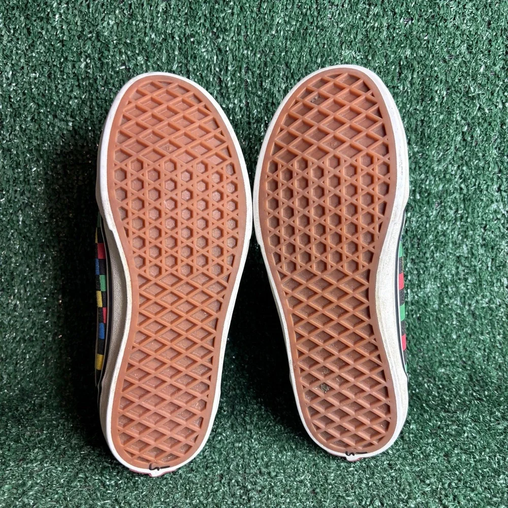 Vans Old Skool Rainbow Checkerboard Skater Sneaker Shoes Black‎ Womens 6 (4.5Y)
